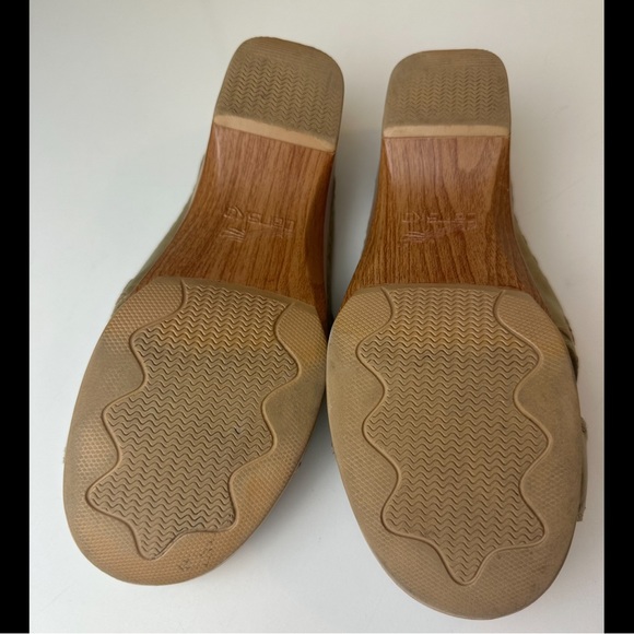 DANSKO Sunny Clogs Sandals Sage Green Leather Shoes Slip Ons Stitching Comfort - Picture 11 of 14